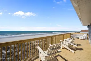 1717 W Beach Drive, Oak Island, NC 28465 – photo 5: 21-web-or-mls-DSC06408