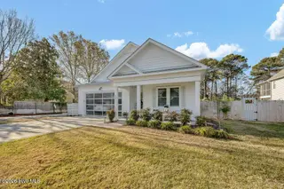 807 Atlanta Avenue, Carolina Beach, NC 28428 – photo 1: 002_img_9046_589