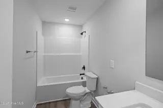 7018 Bayberry Park Drive, New Bern, NC 28562 – photo 21: 19-web-or-mls-BLS_0048