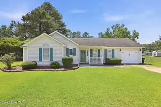102 Tobacco Road, New Bern, NC 28562 — 3-bedroom home in Spring Garden, New Bern, NC, photo 1 of 37: IMG_0203