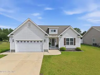 2537 Rhinestone Drive, Winterville, NC 28590 – photo 1: 2537 Rhinestone Drive