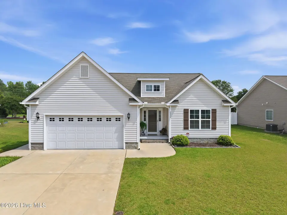 2537 Rhinestone Drive, Winterville, NC 28590 – photo 1 of 39: 2537 Rhinestone Drive