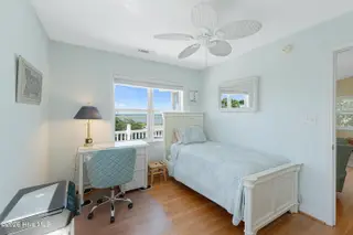6611 Marsh Cove Road, Emerald Isle, NC 28594 – photo 19: Third floor bedroom