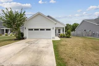 318 Long Pond Drive, Sneads Ferry, NC 28460 – photo 1