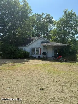 226 S Fifth Street, Aurora, NC 27806 – photo 1: IMG_7214
