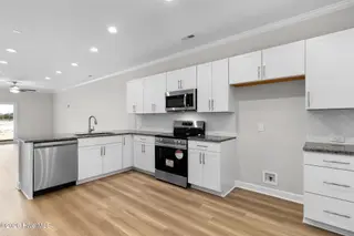 241 Cline Way Unit 110, Beaufort, NC 28516 – photo 7: Open Concept Kitchen and Living
