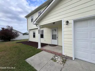 317 Beechwood Drive, Havelock, NC 28532 – photo 3: Front porch