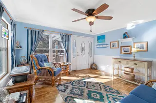 104 Elm Court, Pine Knoll Shores, NC 28512 – photo 4: Living Room