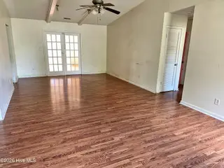 1003 Brynn Marr Road, Jacksonville, NC 28546 – photo 5: LIVINGROOMB