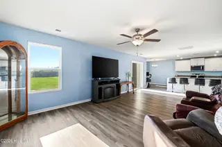 697 Poppleton Drive, Hampstead, NC 28443 – photo 6: 7_697_poppleton_dr_007