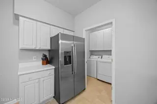 2207 Locksley Woods Drive A, Greenville, NC 27858 – photo 16: 17-web-or-mls-BLS_0039