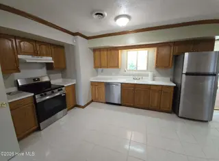 126 Tanglewood Drive, Jacksonville, NC 28540 – photo 6: 1000031631