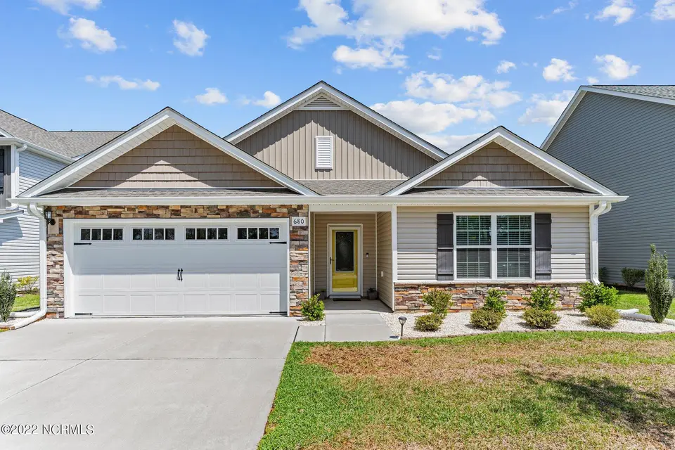 680 Aurora Place, Hampstead, NC 28443 – photo 1 of 34
