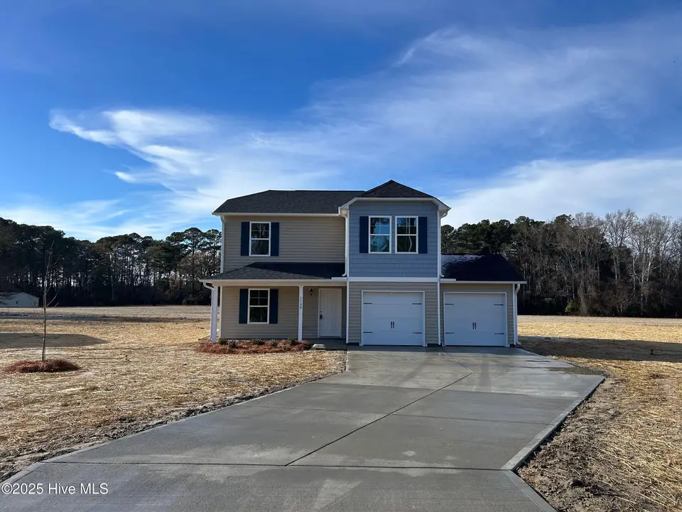 2140 Mcnair Road, Tarboro, NC 27886 – photo 1 of 28: Front