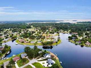 1820 Caracara Drive, New Bern, NC 28560 – photo 5: 1820 Caracara Drive, New Bern, NC 28560