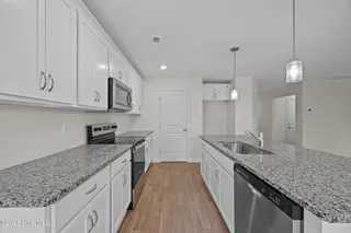 4685 Swimming Lane 12, Shallotte, NC 28470 – photo 7: DN- 4685 Swimming Ln - Birch- Kitchen (2