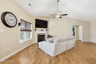 265 Independence Boulevard, Newport, NC 28570 – photo 15: Living Room