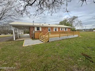 290 Cow Horn Road, Richlands, NC 28574 — 3-bedroom home, Richlands, NC, photo 19 of 30: IMG_2102