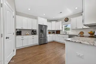 131 NE 15th Street, Oak Island, NC 28465 – photo 4