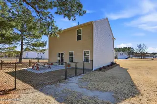 2142 Carriage Drive, Kinston, NC 28504 – photo 6: 07-2142 Carriage Dr-7