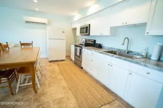 109 Cedar Lane Unit 15, Cedar Point, NC 28584 – photo 8: DSC04637-HDR