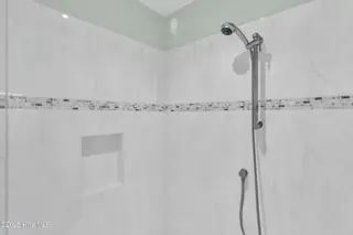 2821 Park Avenue, Wilmington, NC 28403 – photo 18: Master Bath