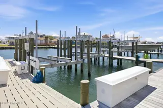 706 Atlantic Beach Causeway A, Atlantic Beach, NC 28512 — 3-bedroom townhome in Showboat Cottages, Atlantic Beach, NC, photo 10 of 48: 17-web-or-mls-IMG_5593