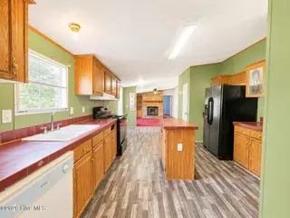 101 Athens Drive, Dudley, NC 28333 – photo 6: 0F175675-47B2-4BA2-BA07-6389AE4A2A86