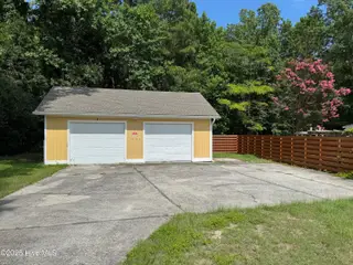 1043 High Point Avenue SW, Calabash, NC 28467 — 3-bedroom home in Calabash Acres, Calabash, NC, photo 6 of 7: Detached garage