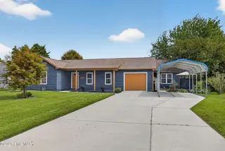 1608 Blue Tick Court, Wilmington, NC 28411 — 4-bedroom home in Quail Woods, Wilmington, NC, photo 1 of 45: 1608BlueTickCourt-1