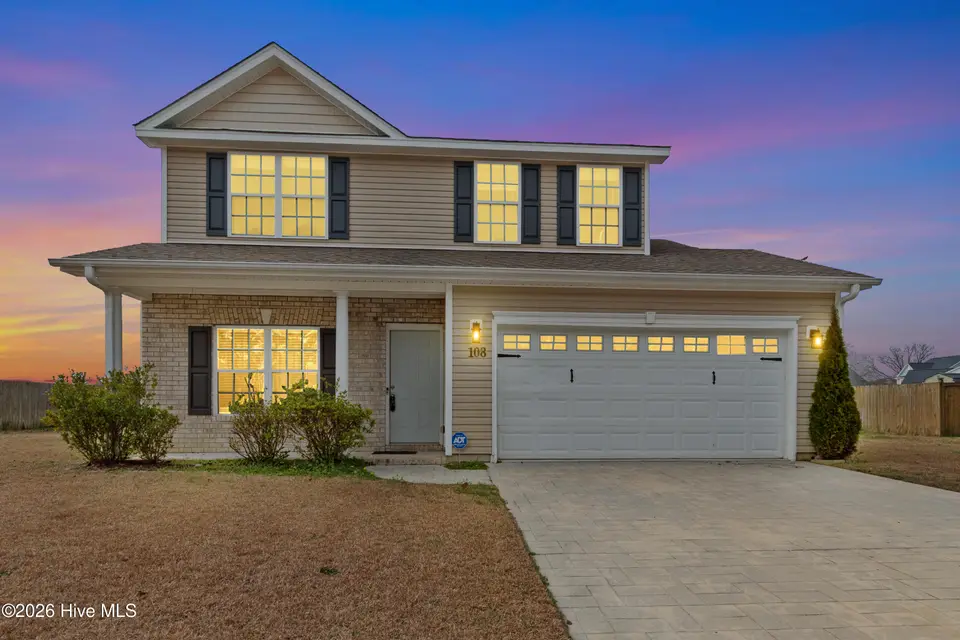 108 Maidstone Drive, Richlands, NC 28574 – photo 1 of 23: 108-1