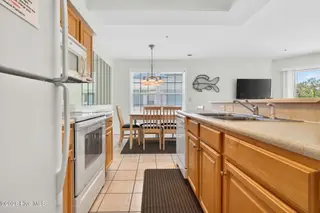 1215 N Middleton Drive NW 2307, Calabash, NC 28467 — 2-bedroom condo in Brunswick Plantation, Calabash, NC, photo 18 of 40: KahunaPhoto.com-27
