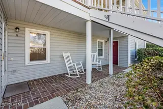 2716 S 17th Street Apt A, Wilmington, NC 28412 – photo 10: Front Porch