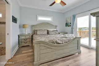 4019 E Beach Drive, Oak Island, NC 28465 – photo 10: 4019 E Beach Drive 7