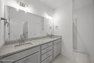 2100 Dartford Drive A, Greenville, NC 27834 – photo 24: 24-web-or-mls-BLS_0063