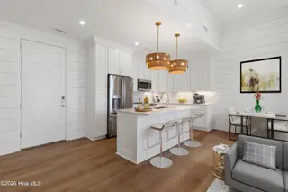 805 Mulberry Street Unit 108, Beaufort, NC 28516 — 3-bedroom condo in 805 Mulberry, Beaufort, NC, photo 2 of 25: Kitchen Island