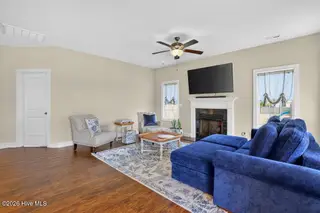 1000 Kingfish Way, New Bern, NC 28562 – photo 4: IMG_5328