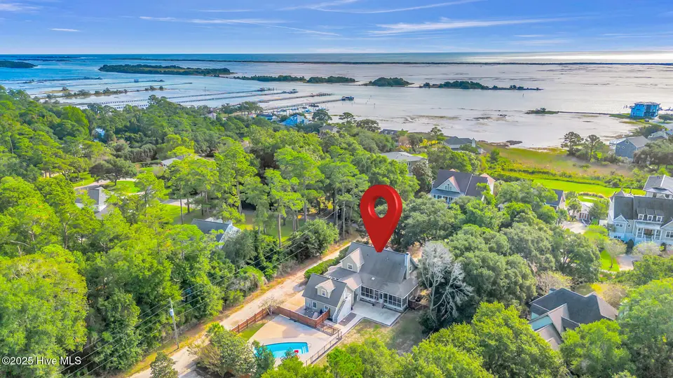 300 Cabbage Inlet Lane, Wilmington, NC 28409 — 4-bedroom home, Wilmington, NC, photo 1 of 76: 70_300 cabbage inlet ln-00070