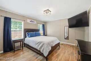 141 Pender Lane, Newport, NC 28570 – photo 13: Trailer - Master Bedroom