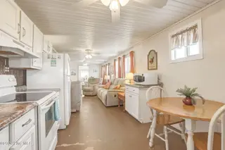 187 Mullens Drive, Harkers Island, NC 28531 – photo 18: Kitchen