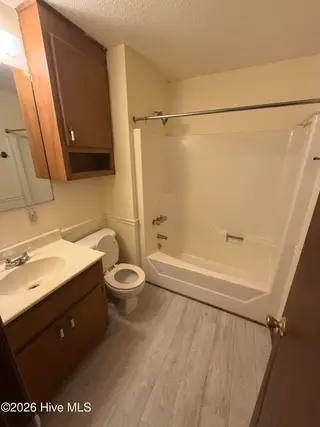 3145 Lakewood Drive # 3155, Kinston, NC 28504 – photo 6: IMG_0929