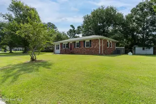 314 Cardinal Road, Jacksonville, NC 28546 – photo 4: 314 Cardinal-3
