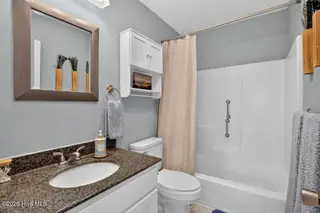 1203 Santa Lucia Road, New Bern, NC 28560 — 3-bedroom home in Fairfield Harbour, New Bern, NC, photo 19 of 24: Bathroom