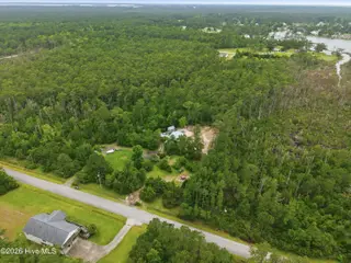121 Bay Drive, Smyrna, NC 28579 – photo 6: 0