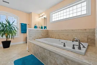 128 Blockade Runner Drive, Holden Beach, NC 28462 — 5-bedroom home, Holden Beach, NC, photo 21 of 73: 22-web-or-mls-CAMMediaLLC.com (55 of 76)