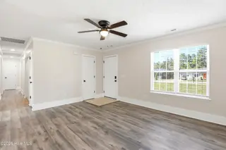 87 S High Point Road, Southport, NC 28461 — 3-bedroom home in Boiling Spring Lakes, Southport, NC, photo 6 of 35