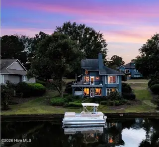 4 Westlake Pointe Drive, Pinehurst, NC 28374 — 3-bedroom home in Westlake Pointe, Pinehurst, NC, photo 5 of 27: eveninglkf westlake