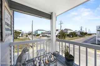 923 Canal Drive, Carolina Beach, NC 28428 – photo 18: 28_front porch 2