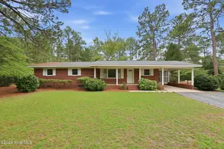 285 Mcdairmid Road, Pinehurst, NC 28374 – photo 12: 3-web-or-mls-IMG_6712-Edited