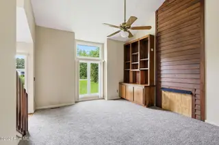 115 N Harbor Drive, Beaufort, NC 28516 – photo 9: Living Room